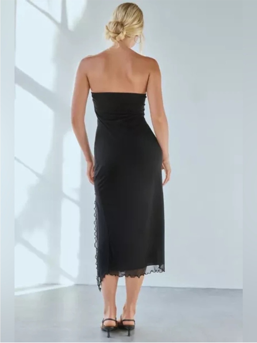 Urban Outfitters Black Strapless Midi Dress with Scalloped Slit Medium - Picture 3 of 4